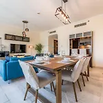Partial Sea And City View 2Br With Balcony Near Dubai Marina Mall, Marina Quay West, Dubai Marina By Deluxe Holiday Homes