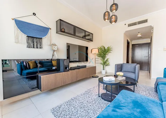 Partial Sea And City View 2Br With Balcony Near Dubai Marina Mall, Marina Quay West, Dubai Marina By Deluxe Holiday Homes