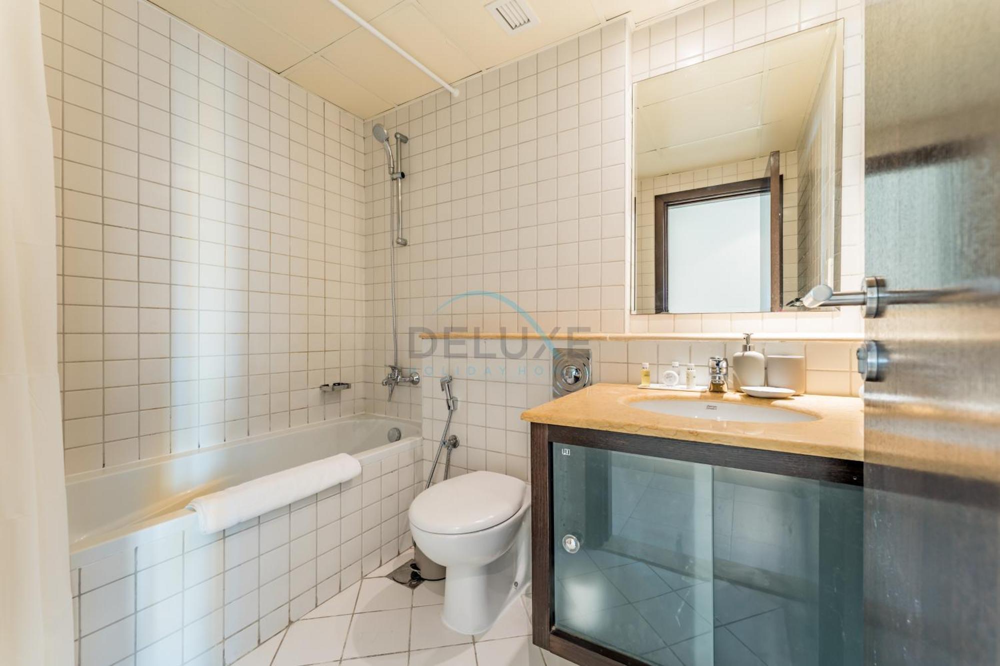 Partial Sea And View 2br With Balcony Near Marina Mall, Marina Quay West, Marina By Deluxe Homes *
