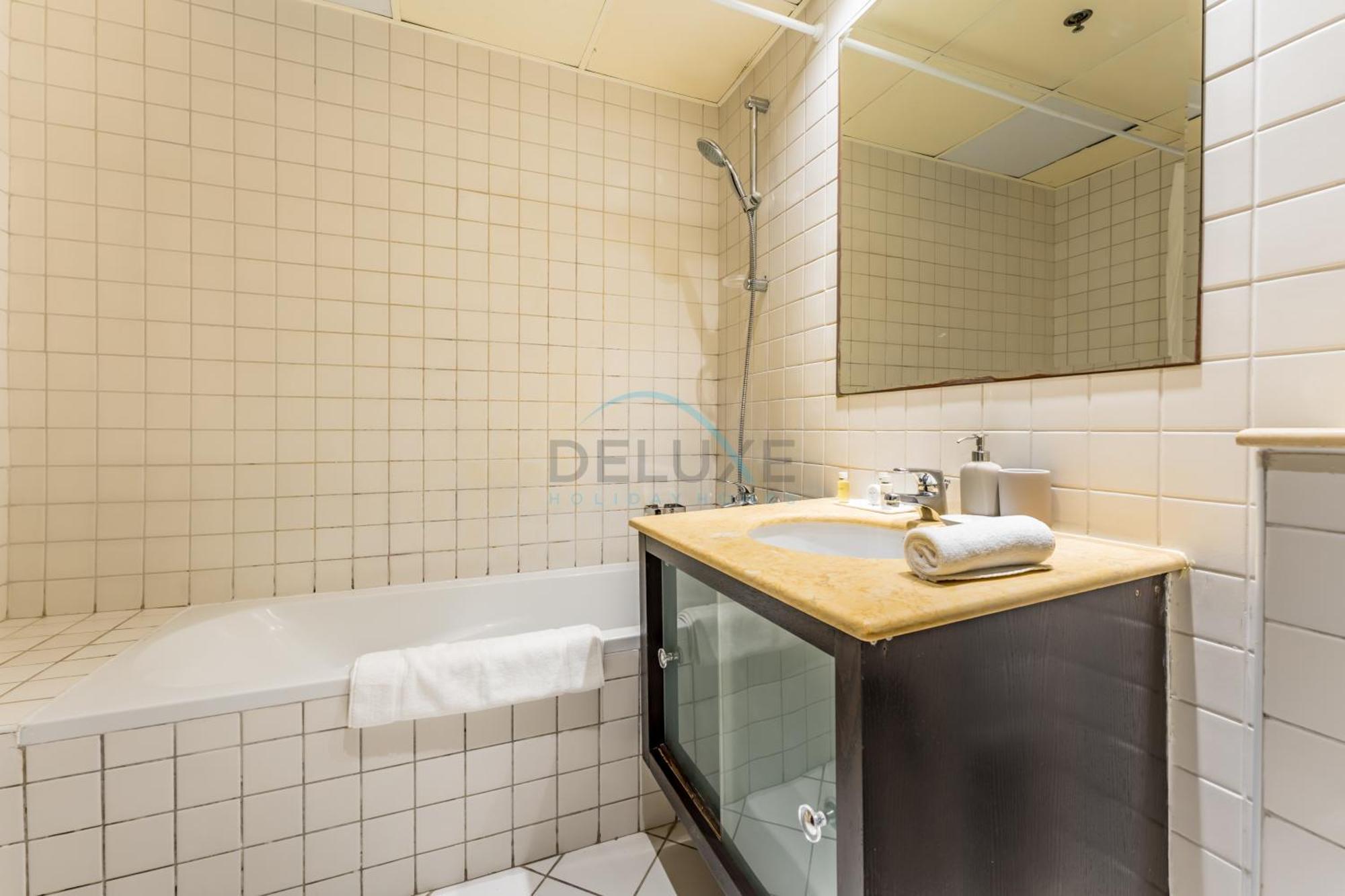 Partial Sea And View 2br With Balcony Near Marina Mall, Marina Quay West, Marina By Deluxe Homes Apartment Dubai