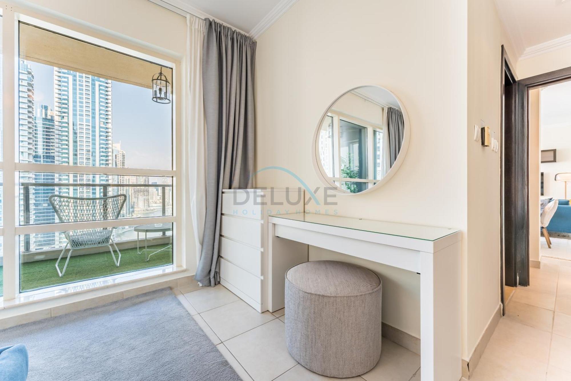 Apartment Partial Sea And View 2br With Balcony Near Marina Mall, Marina Quay West, Marina By Deluxe Homes *